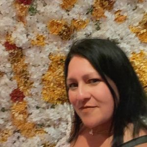 Meet your Posher, Aida